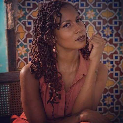 photo number one of Essence Revealed item ESSENC