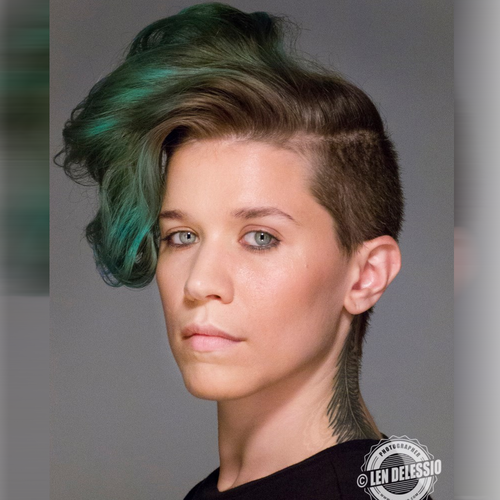 photo number one of Goldie Peacock item GOLDIE