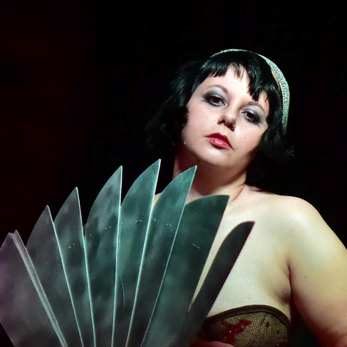 photo number one of Holly Ween item HOLLYWE