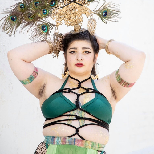 photo number one of Mina Minou item MINAMI