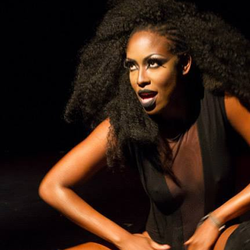 photo of Elle McQueen item ELLEMC